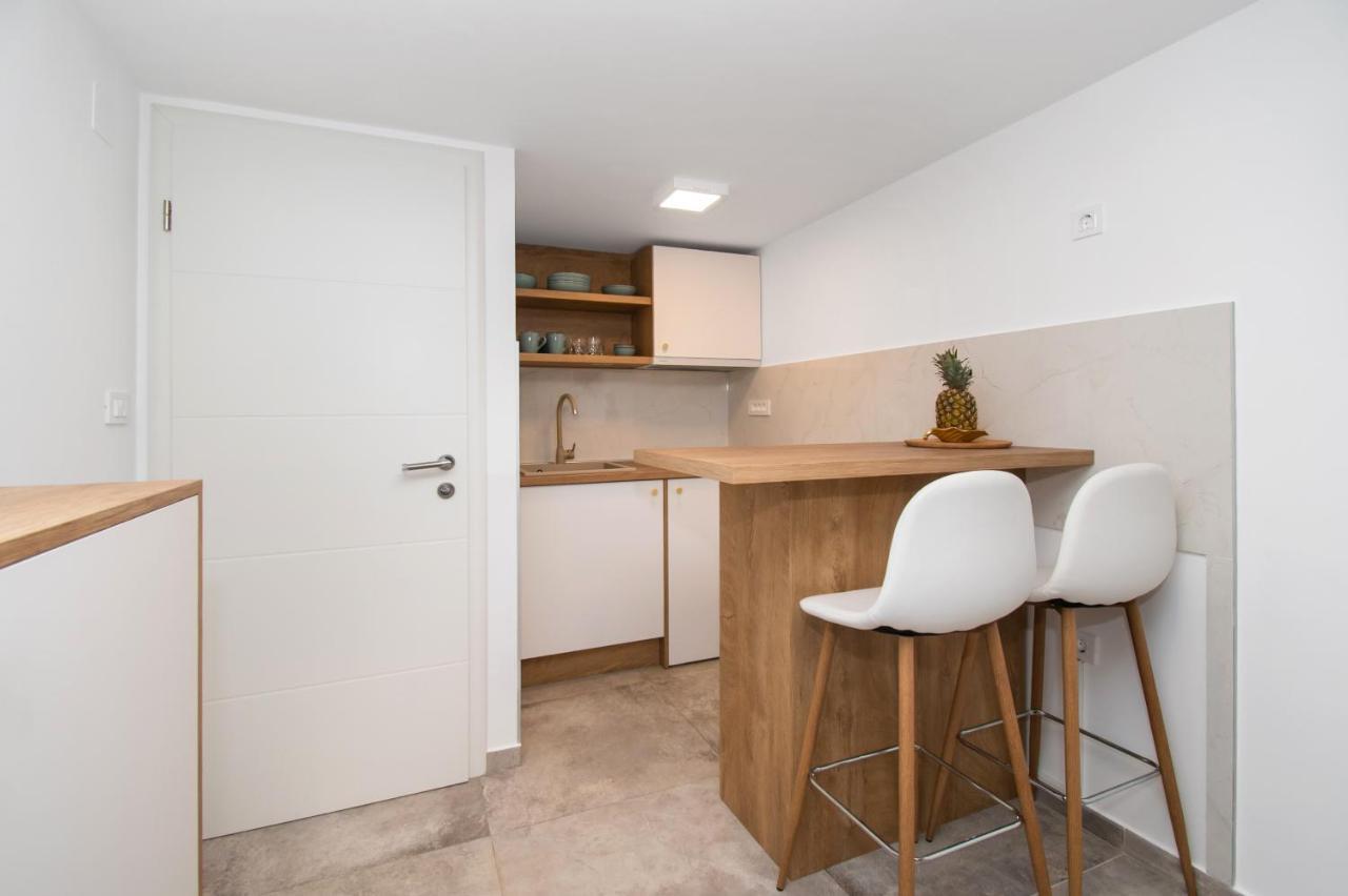 Apartmani Monika Zaboric Esterno foto