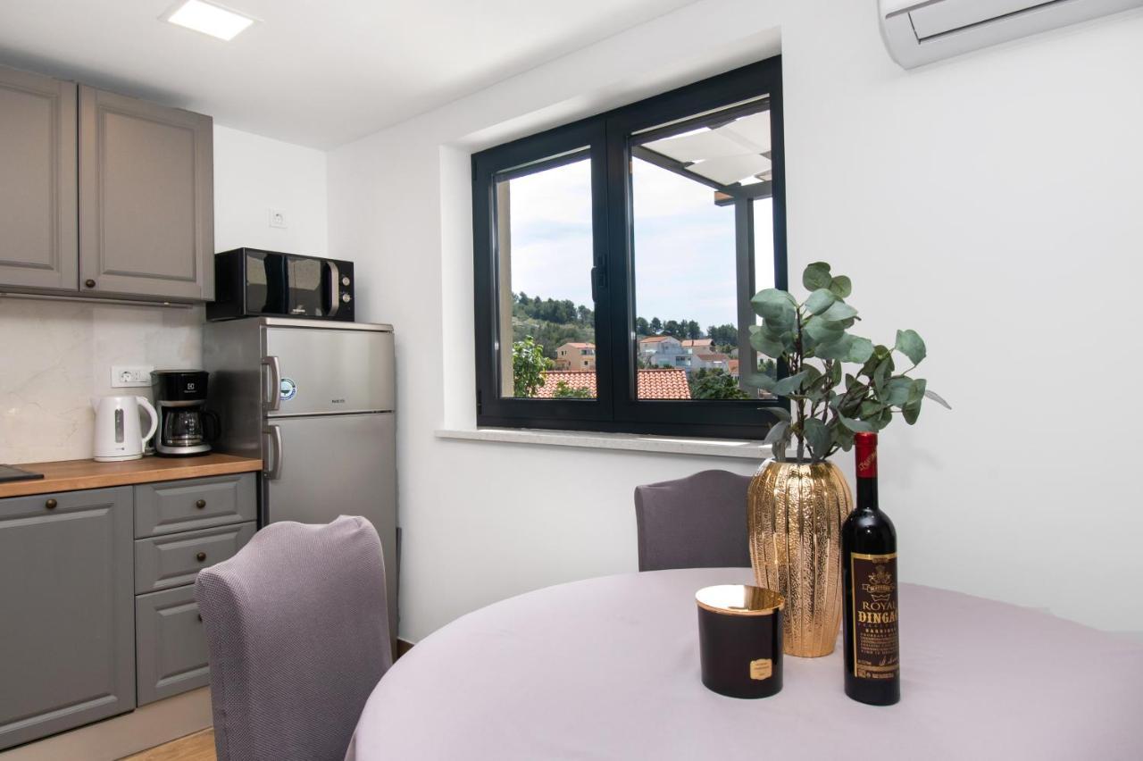 Apartmani Monika Zaboric Esterno foto