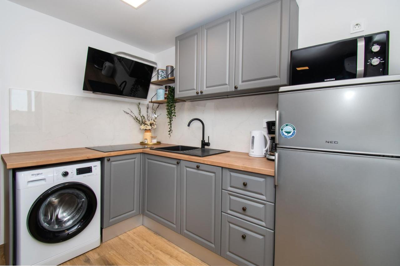 Apartmani Monika Zaboric Esterno foto