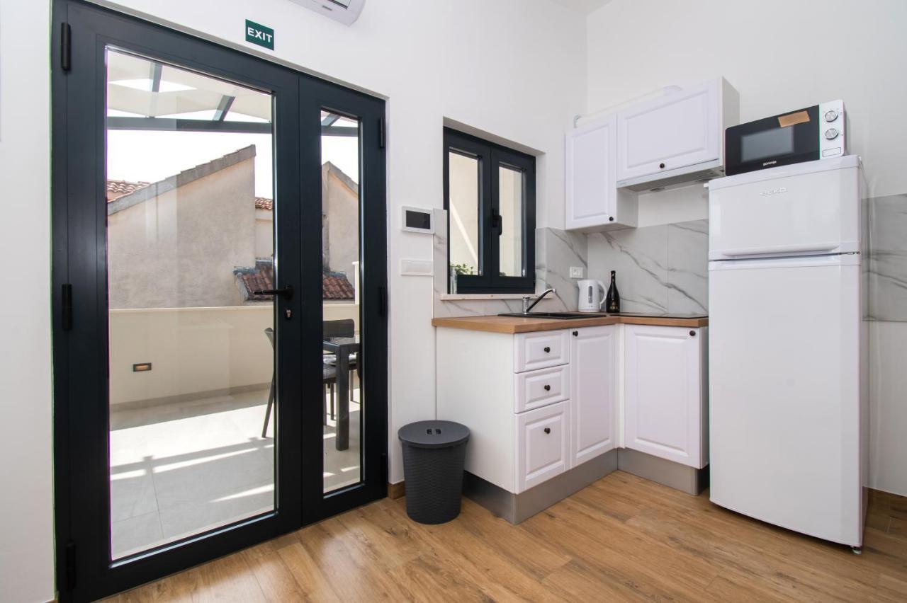 Apartmani Monika Zaboric Esterno foto
