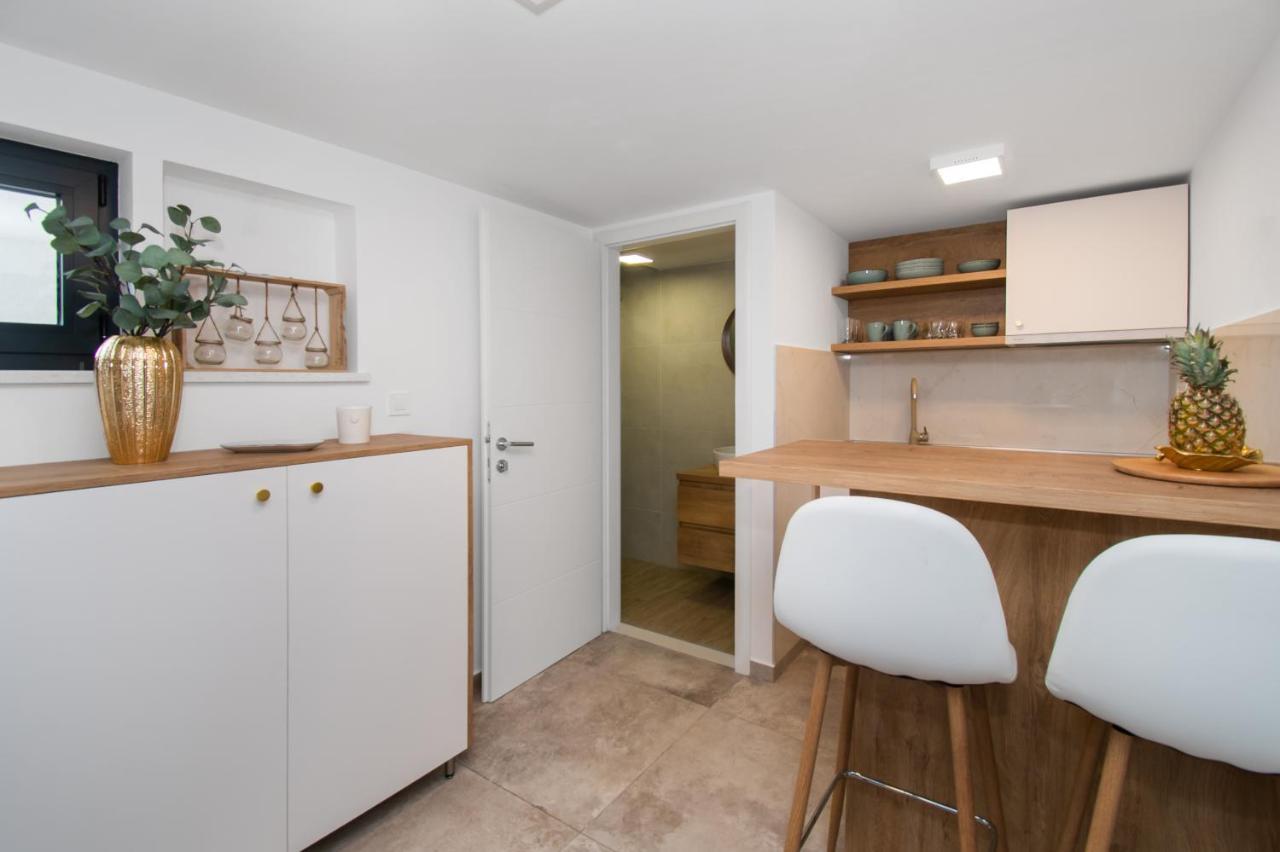 Apartmani Monika Zaboric Esterno foto
