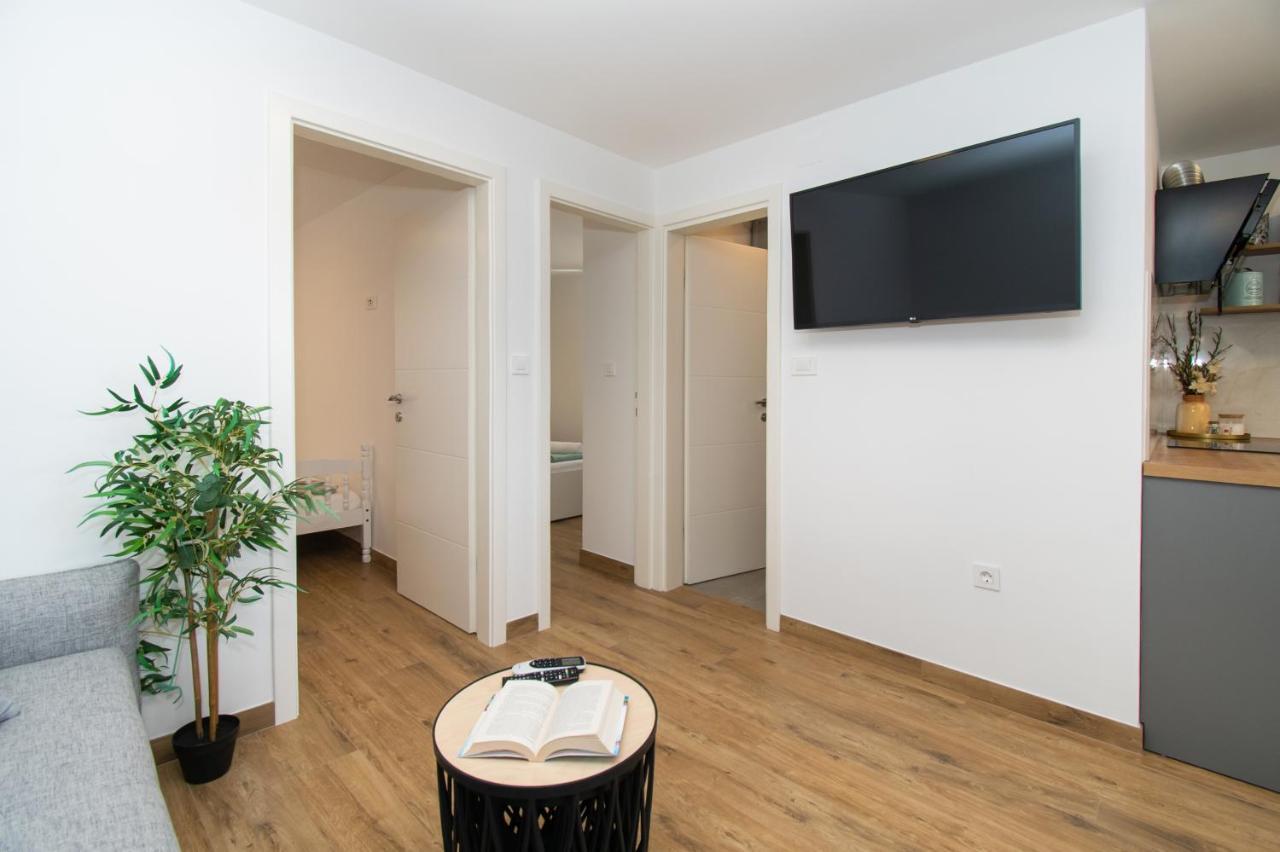 Apartmani Monika Zaboric Esterno foto