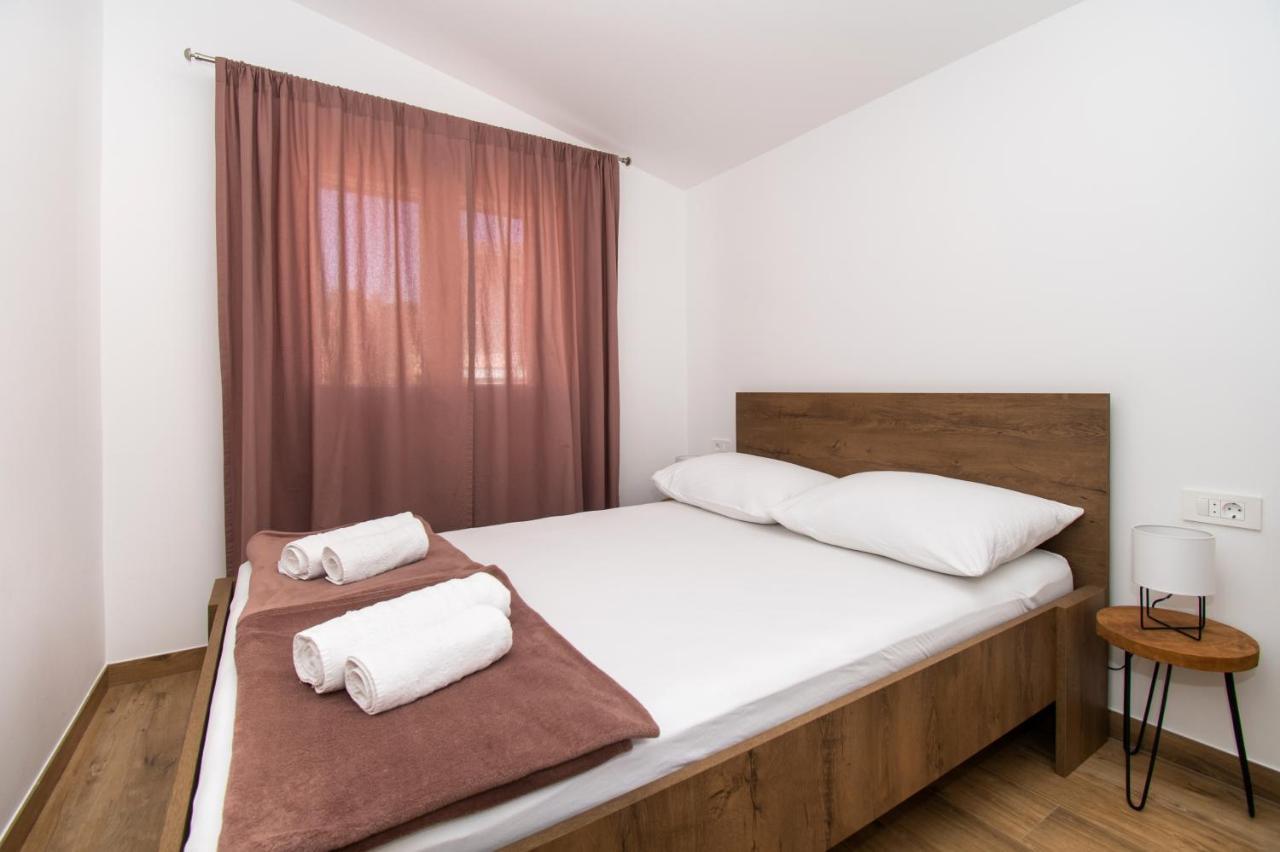 Apartmani Monika Zaboric Esterno foto