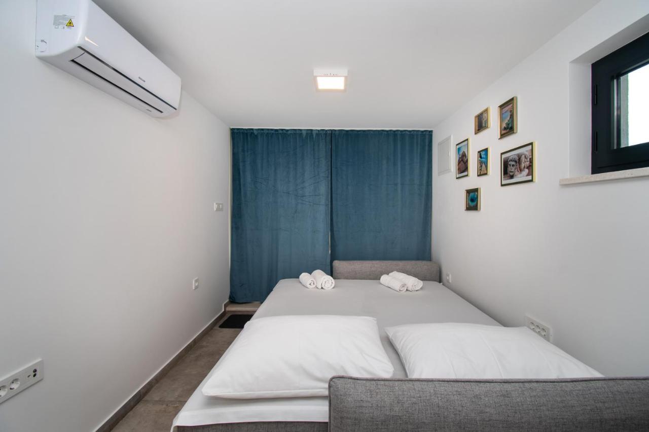 Apartmani Monika Zaboric Esterno foto